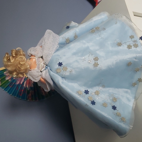 Cinderella Disney Store Handcraft Limited Edition Doll Collector Exclusive 2005 - Picture 5 of 9